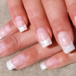 nägel french weiß glitzer